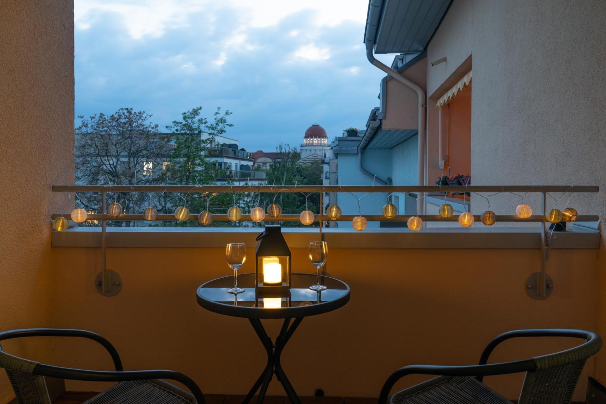 Home Shanti - Studio, Suedvorstadt, Balkon, Tv Leipzig Exteriör bild